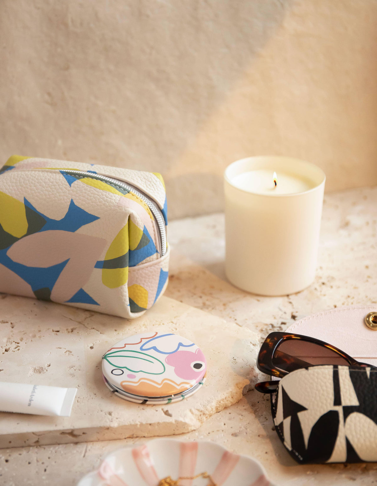 Abstract Botanical Round Pocket Mirror