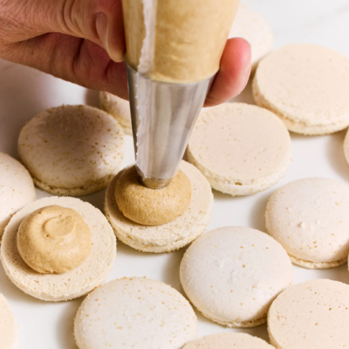 Salted Caramel Macarons Baking Kit