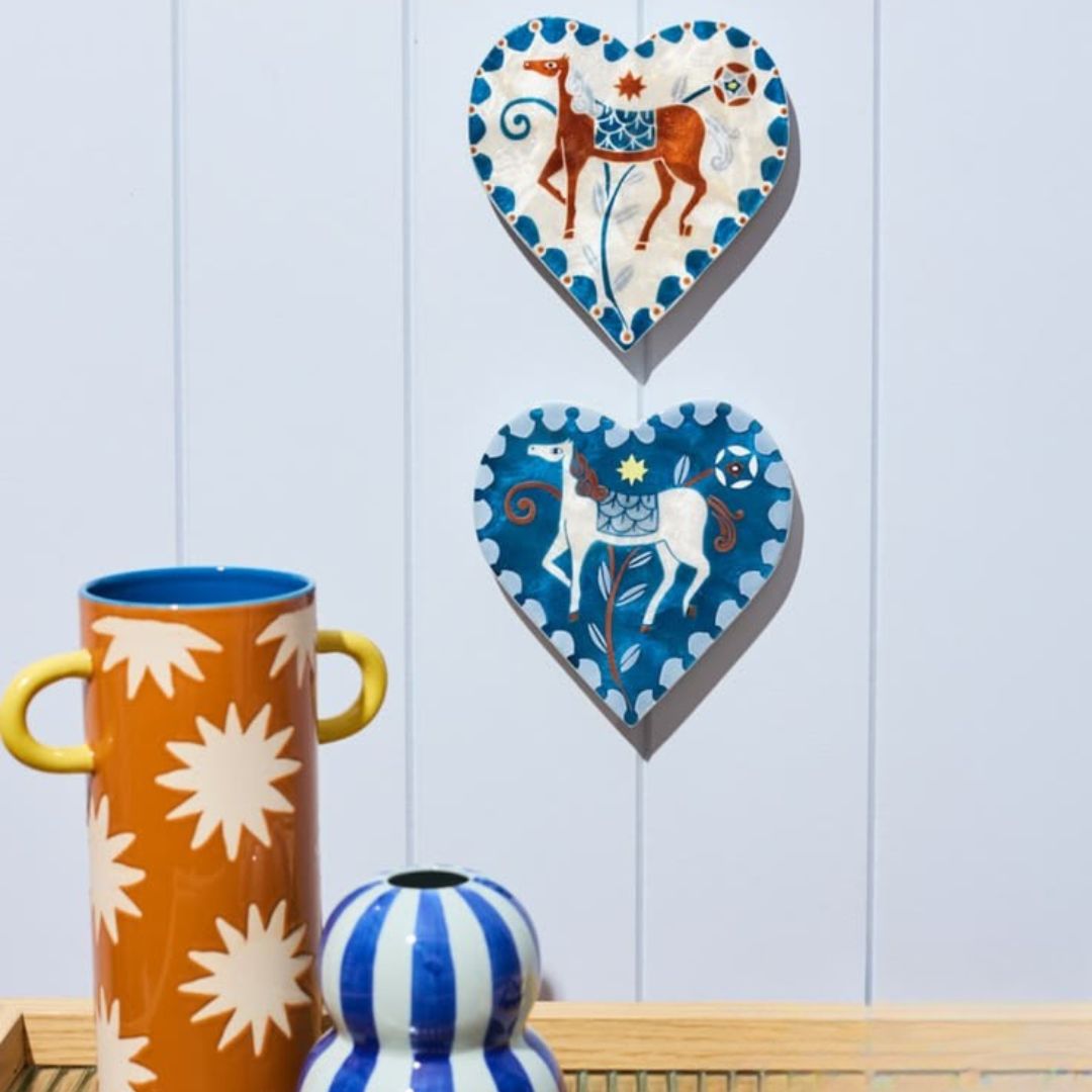 PALOMA HEART WHITE HORSE