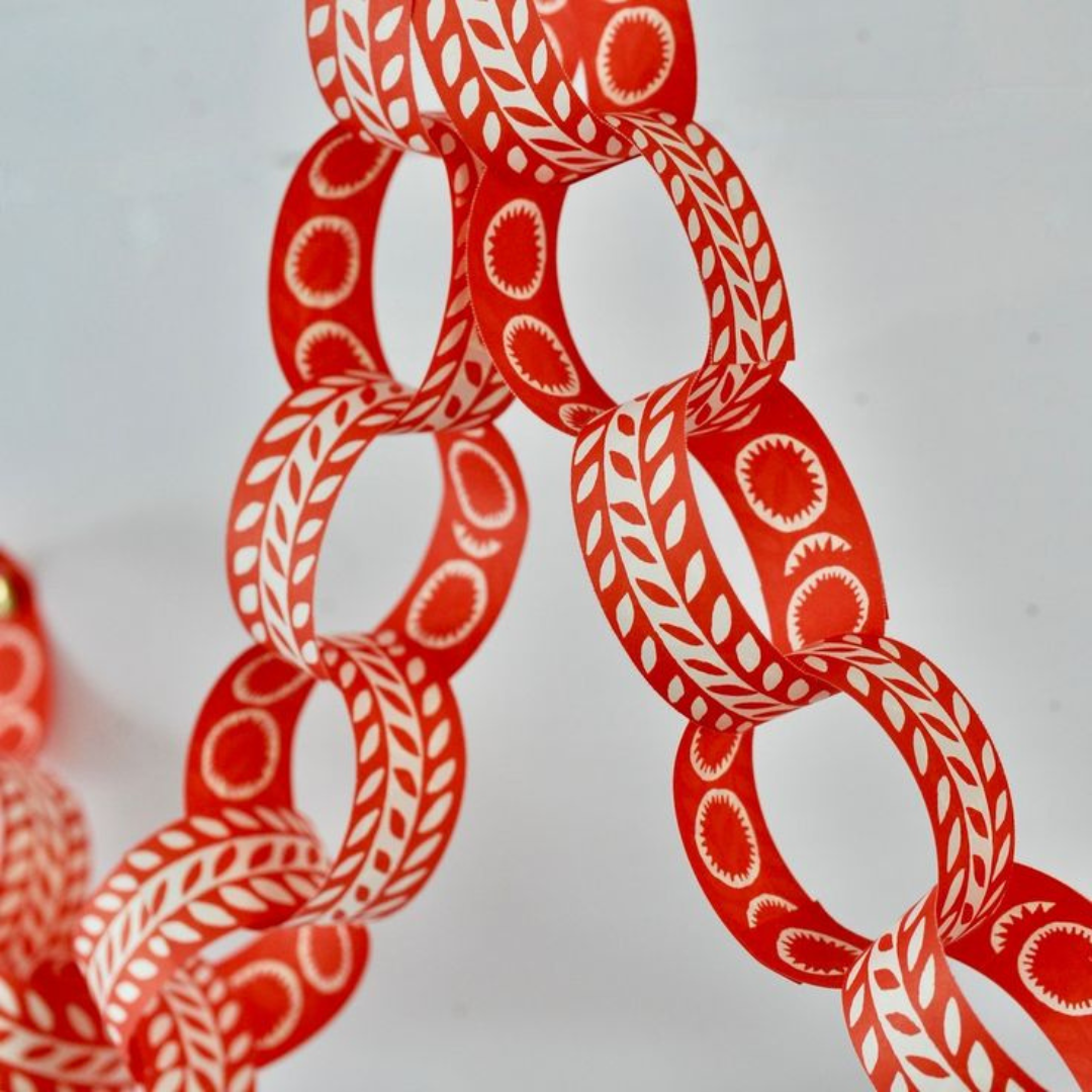 PRE- ORDER Paperchain Kit - Red & White