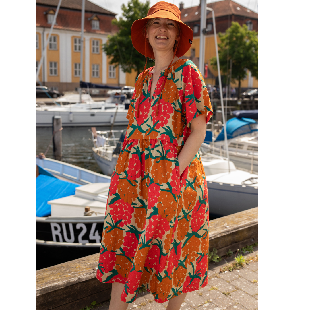 Daneluft Seersucker Dress Beige MAXIBERRY