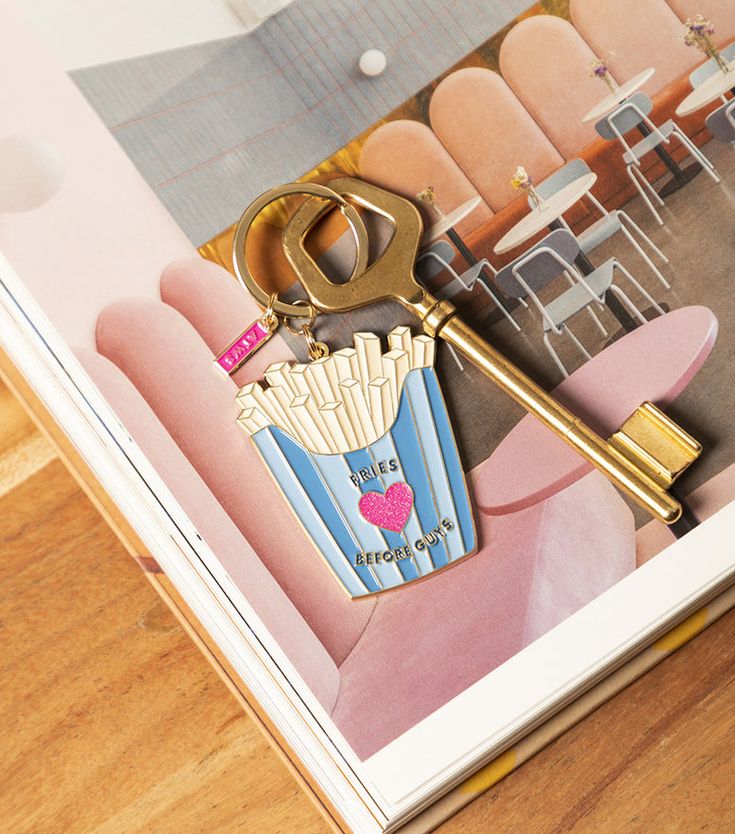 Fries Before Guys - Keyring