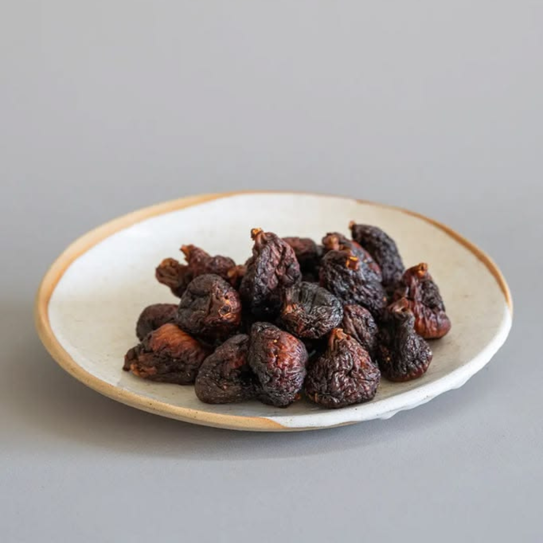 Singing Magpie Produce  Black Genoa Semi Sun-Dried Figs – 100g
