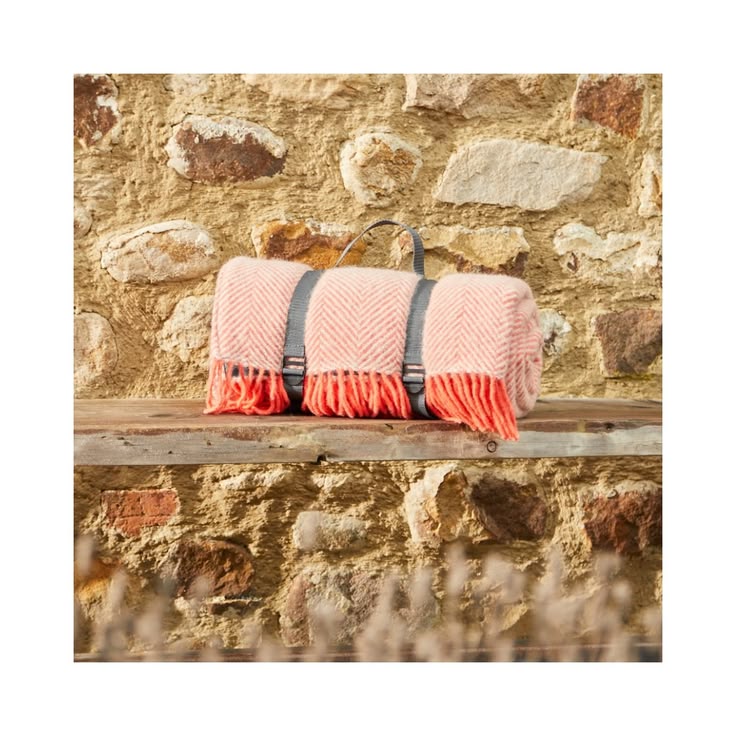 Polo Picnic Wool Rug - Herringbone Flamingo & Pearl